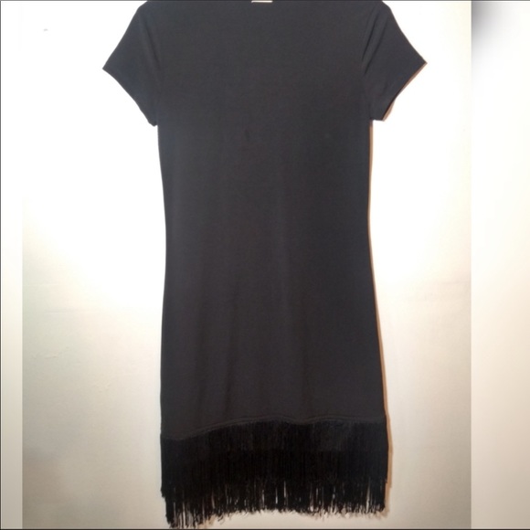 ‼️THRIFT STORE ALERT MAKE OFFER Michael Kors Dress Black Fringe Hem T-Shirt - Picture 2 of 15